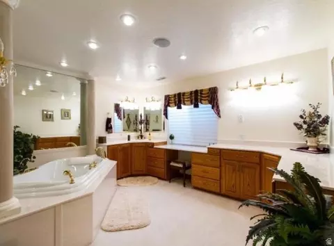 Bath - 1085 E Windsor Dr, Provo, UT 84604 photo 2 of 10