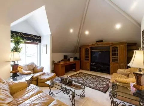 Living - 1085 E Windsor Dr, Provo, UT 84604 photo 5 of 5
