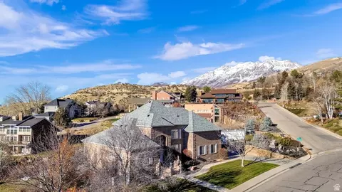 View/Area - 1085 E Windsor Dr, Provo, UT 84604 photo 4 of 13