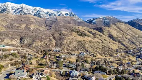 View/Area - 1085 E Windsor Dr, Provo, UT 84604 photo 9 of 13
