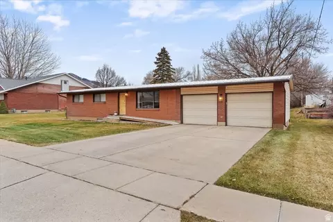 762 Anderson Ave, Hyrum, UT 84319