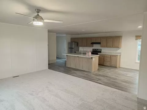 176 Cushing Way, Layton, UT 84041 photo 3