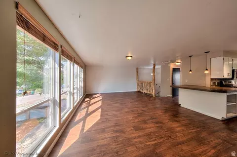 Living - 615 Rosetree Ln, Moab, UT 84532 photo 3 of 7