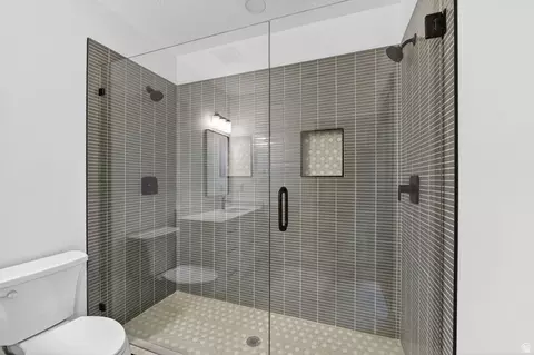 Bath - 1096 N 1000 E, Mapleton, UT 84664 photo 10 of 10
