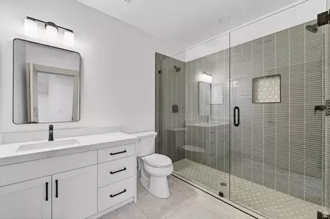 Bath - 1096 N 1000 E, Mapleton, UT 84664 photo 9 of 10