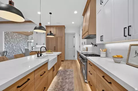 Kitchen - 1096 N 1000 E, Mapleton, UT 84664 photo 4 of 7