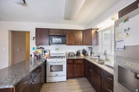 Kitchen - 420 E 600 S, Payson, UT 84651 photo 1 of 2