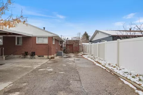 Exterior - 420 E 600 S, Payson, UT 84651 photo 3 of 3