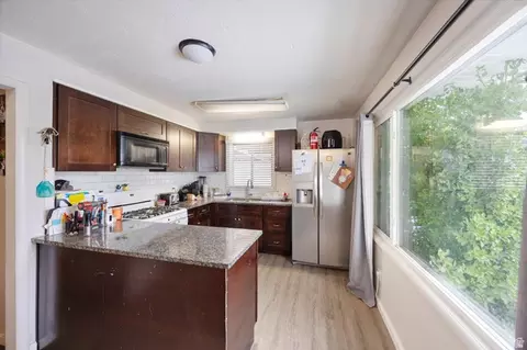 Kitchen - 420 E 600 S, Payson, UT 84651 photo 2 of 2