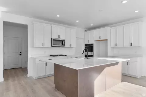 Kitchen - 1261 E Talmage Ln #59, Logan, UT 84341 photo 1 of 2