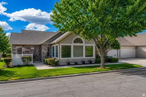 2901 W Abbey Springs Cir, West Jordan, UT 84084