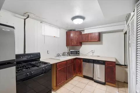 Kitchen - 1533 S 200 E, Orem, UT 84058 photo 5 of 5