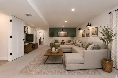 Living - 86 S 950 E, Hyde Park, UT 84318 photo 3 of 3