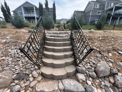 Exterior - 86 S 950 E, Hyde Park, UT 84318 photo 9 of 10