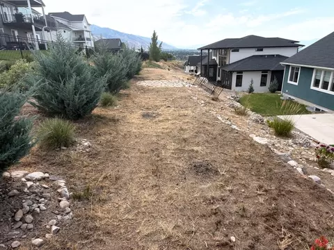 Exterior - 86 S 950 E, Hyde Park, UT 84318 photo 10 of 10