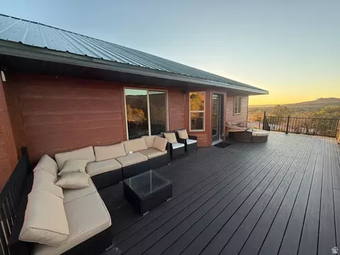 Exterior - 16 E Pioneer Dr, Moab, UT 84532 photo 4 of 19