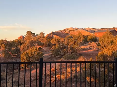 Exterior - 16 E Pioneer Dr, Moab, UT 84532 photo 10 of 19