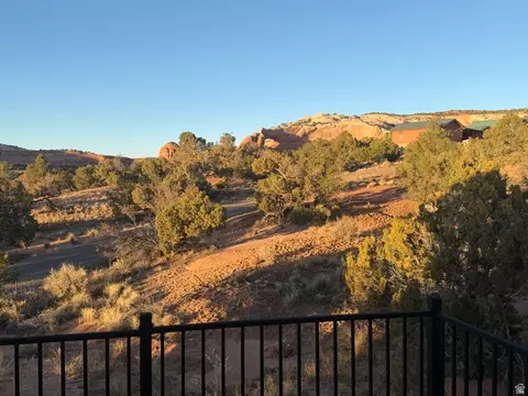 Exterior - 16 E Pioneer Dr, Moab, UT 84532 photo 14 of 19