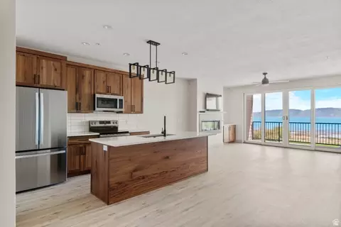 35 E 150 S #D301, Garden City, UT 84028