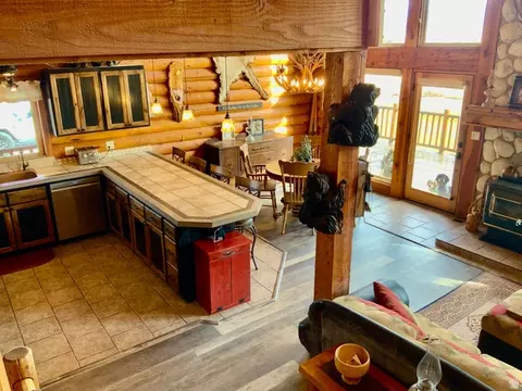 Kitchen - 76 S Sr 118, Central Valley, UT 84754 photo 3 of 5
