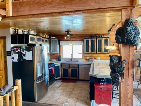 Kitchen - 76 S Sr 118, Central Valley, UT 84754 photo 4 of 5