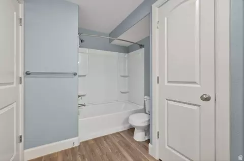Bath - 1222 W 190 N, Mapleton, UT 84664 photo 5 of 5