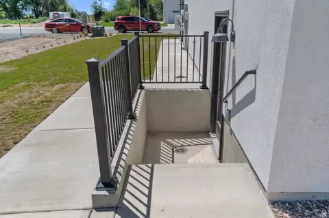 1246 E Talmage Ln #32, Logan, UT 84341 photo 7