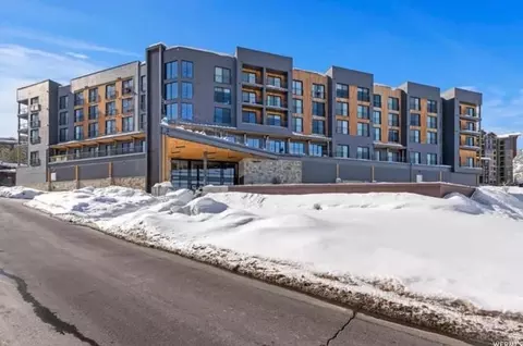 2670 Canyons Resort Dr #321, Park City, UT 84098