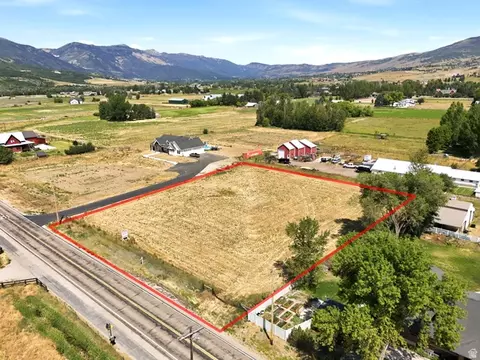 5690 E 1900 N, Eden, UT 84310 photo 6