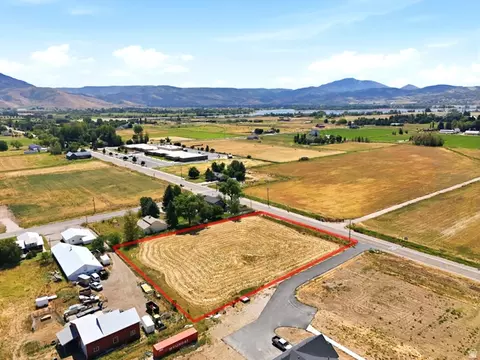5690 E 1900 N, Eden, UT 84310 photo 15