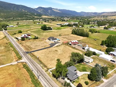 5690 E 1900 N, Eden, UT 84310 photo 5