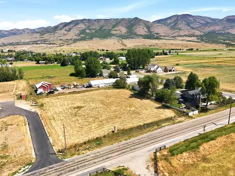 5690 E 1900 N, Eden, UT 84310 photo 11