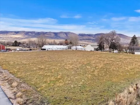 5690 E 1900 N, Eden, UT 84310 photo 19