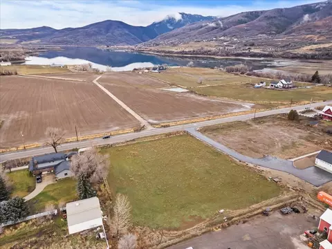 5690 E 1900 N, Eden, UT 84310 photo 15