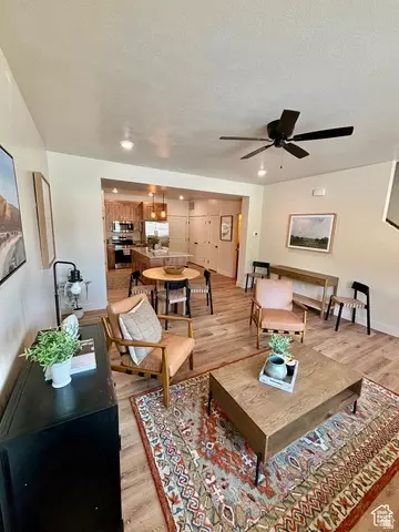 Living - 421 E White Sands Way #D, Orderville, UT 84758 photo 2 of 3