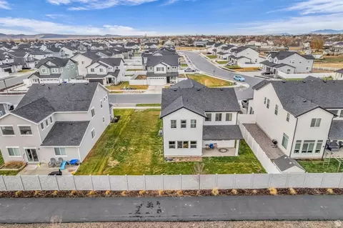 View/Area - 2811 S 2425 W, Syracuse, UT 84075 photo 2 of 5