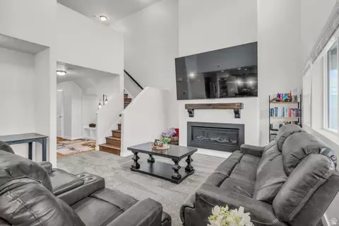 Living - 2811 S 2425 W, Syracuse, UT 84075 photo 1 of 1