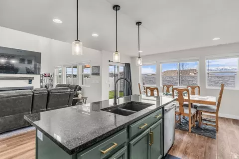 Kitchen - 2811 S 2425 W, Syracuse, UT 84075 photo 4 of 4