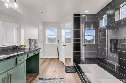 Bath - 2811 S 2425 W, Syracuse, UT 84075 photo 1 of 4