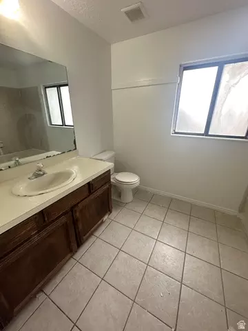 Bath - 4014 S Porter, South Ogden, UT 84403 photo 2 of 9