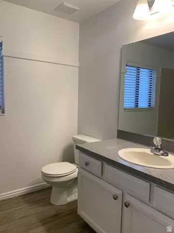 Bath - 4014 S Porter, South Ogden, UT 84403 photo 5 of 9