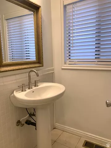 Bath - 4014 S Porter, South Ogden, UT 84403 photo 6 of 9