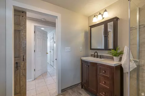 Bath - 1045 Fox Farm Rd, Logan, UT 84321 photo 1 of 8