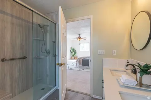 Bath - 1045 Fox Farm Rd, Logan, UT 84321 photo 5 of 8