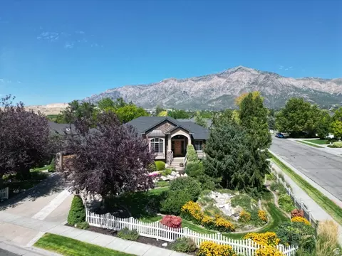 1076 W Mountain Orchard Dr, Pleasant View, UT 84414