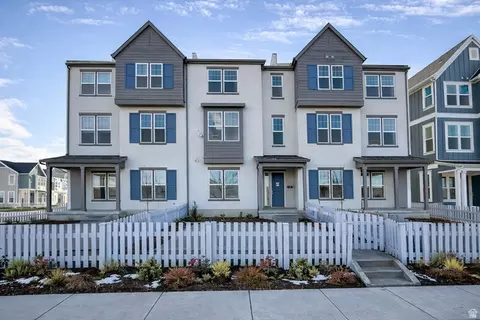 6921 W South Jordan Pkwy #310, South Jordan, UT 84009