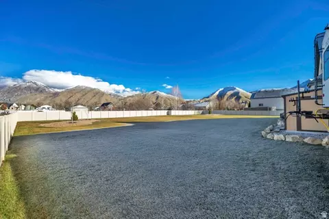 Exterior - 896 W 675 S, Mapleton, UT 84664 photo 8 of 11