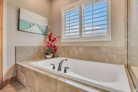 Bath - 896 W 675 S, Mapleton, UT 84664 photo 3 of 10