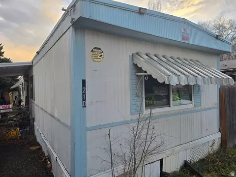1265 Carbonville Rd N #10, Carbonville, UT 84501