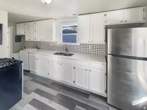 Kitchen - 2865 Pingree Ave, Ogden, UT 84401 photo 1 of 3